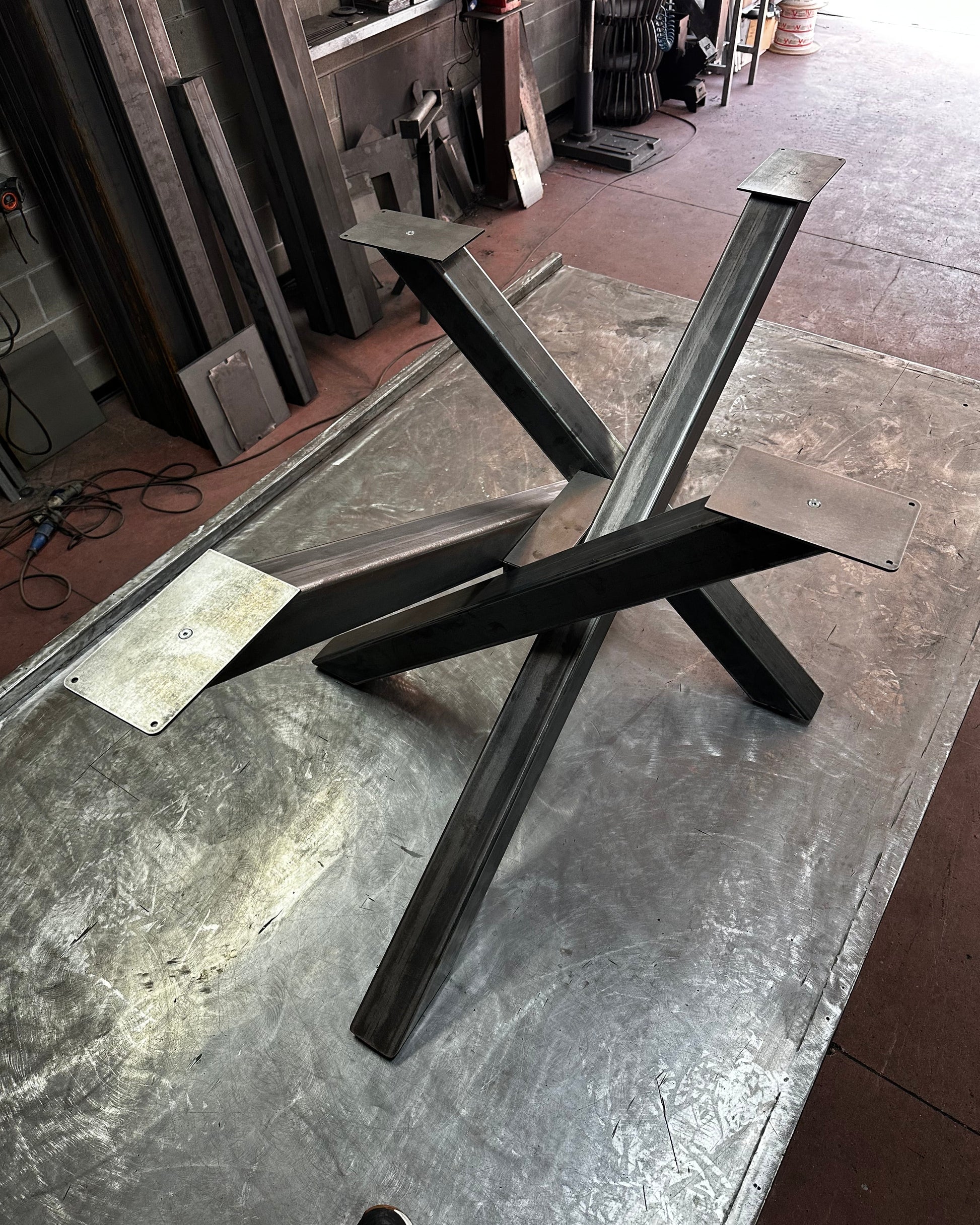 "Crovia" Struttura tavolo